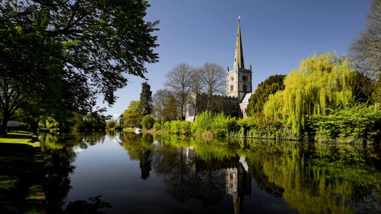 Shakespeare Marina River Avon Canal Boat Moorings in Stratford ...